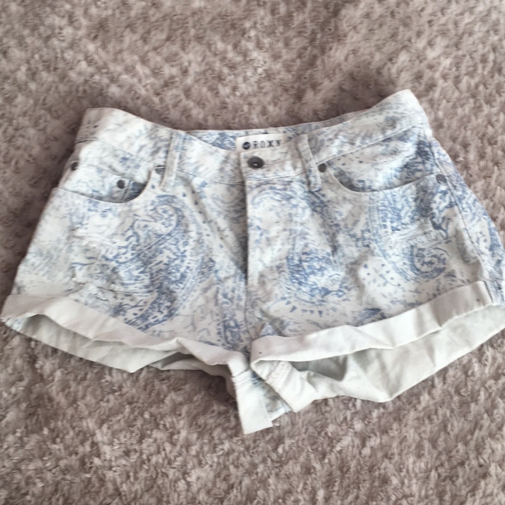 Roxy shorts